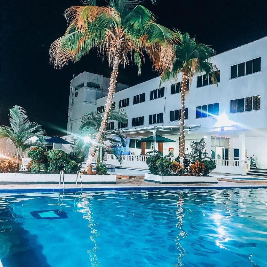 Hotel Mall Santana Del Rio La Dorada Luaran gambar