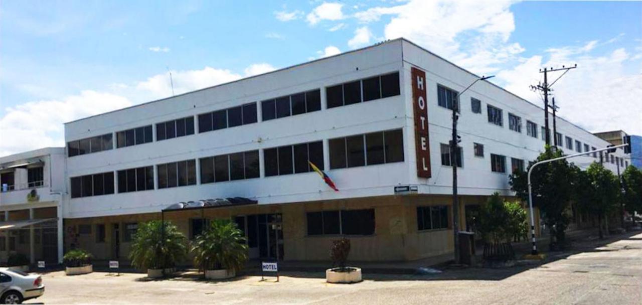 Hotel Mall Santana Del Rio La Dorada Luaran gambar
